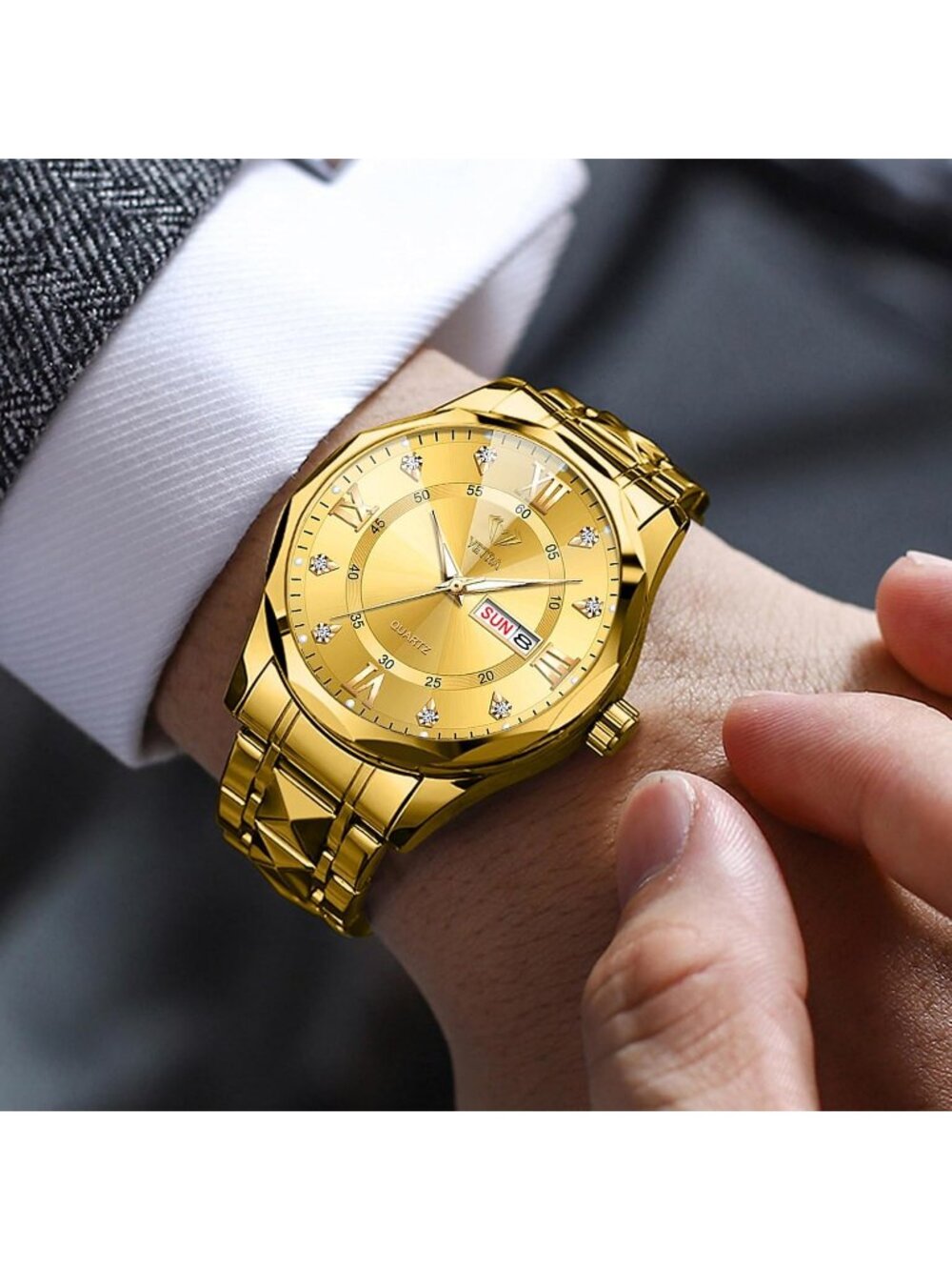 Men Women's Gold band and Gold dial Couple Watches Set Luxury Diamond for Lovers - Picture 3 of 7